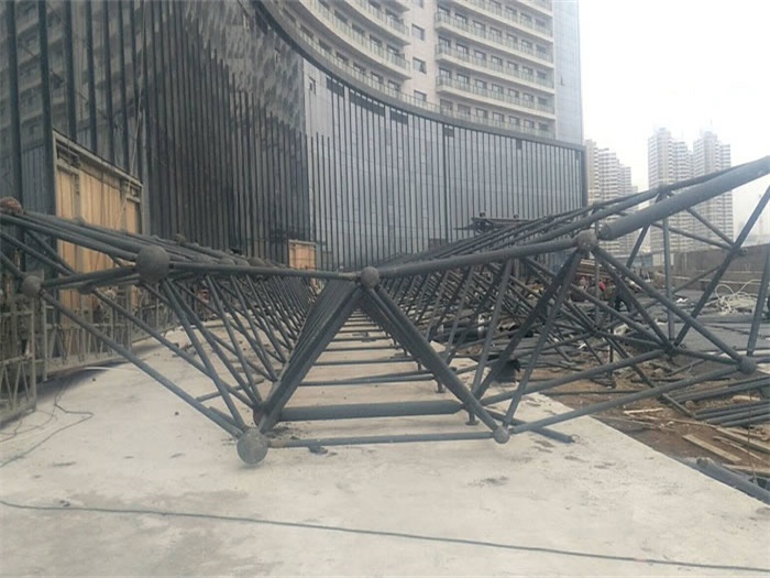 金坛万豪酒店雨棚网架
